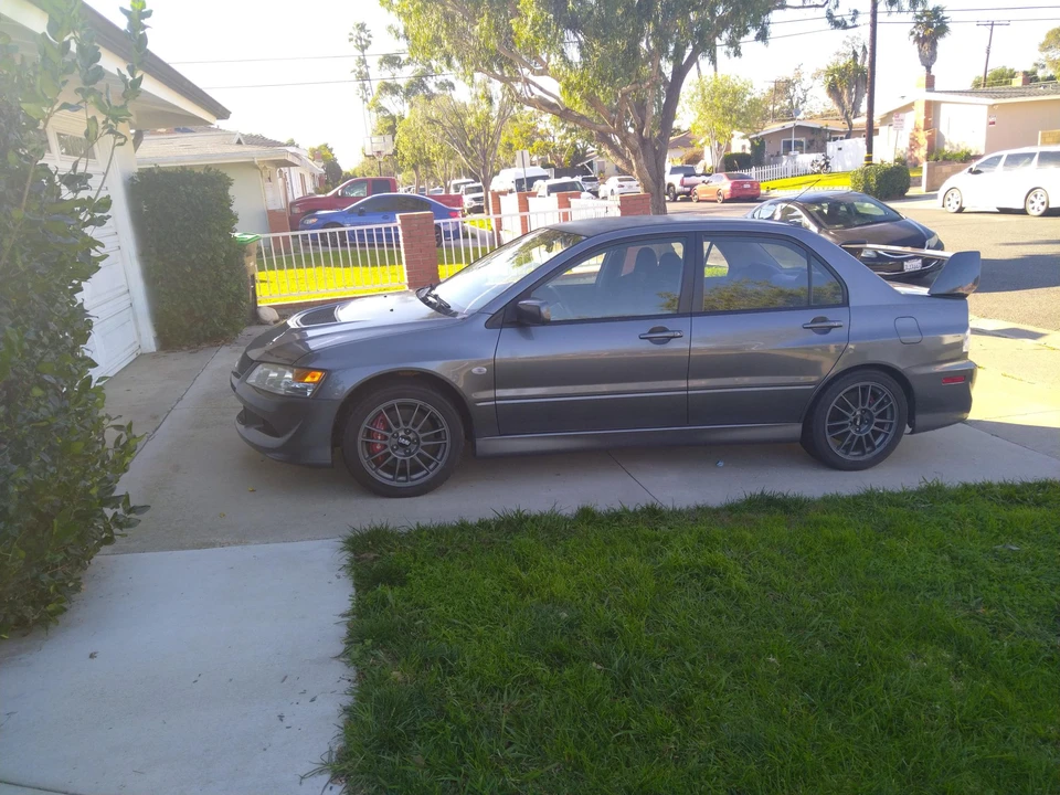 2005 Mitsubishi Lancer Evolution VIII 7th Gen - Image 10 of 31