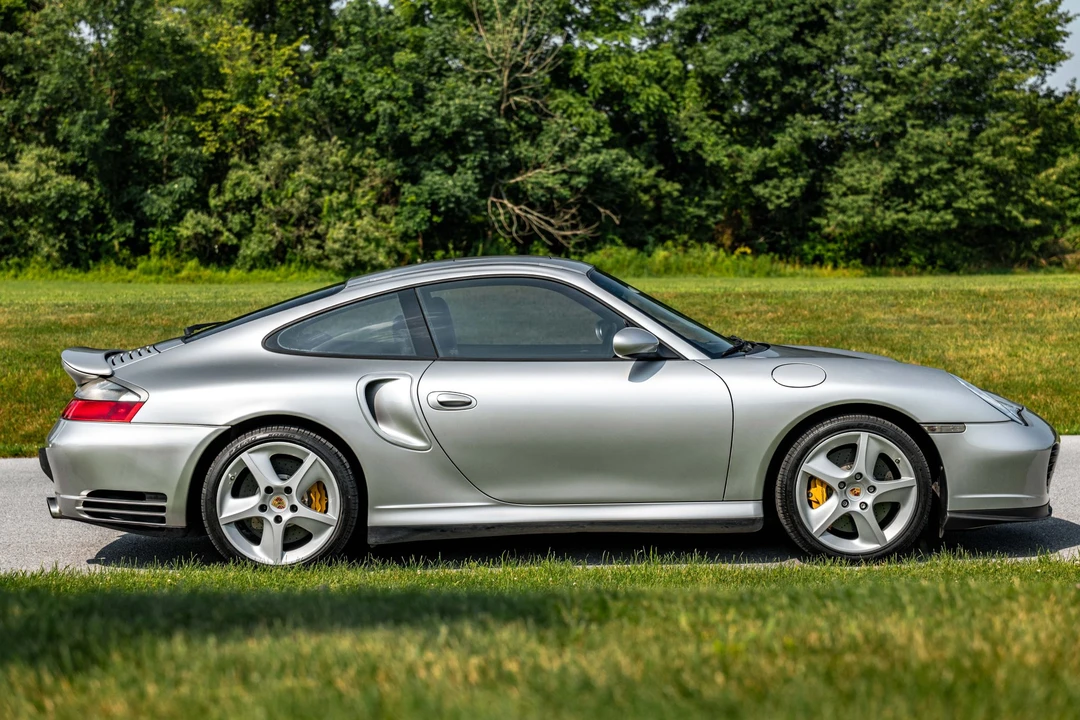 2005 Porsche 996 Turbo - Image 30 of 31