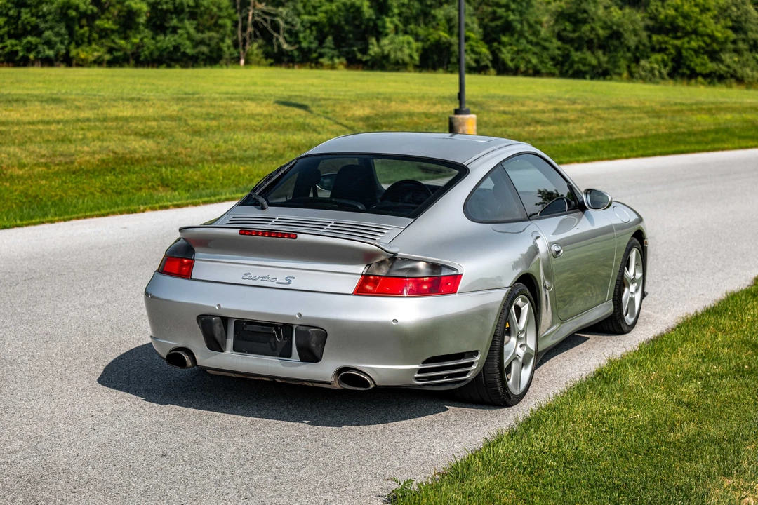 2005 Porsche 996 Turbo - Image 25 of 31