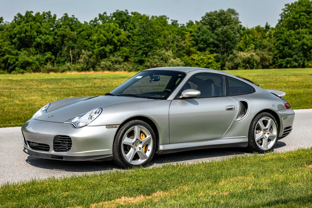 2005 Porsche 996 Turbo - Image 7 of 31