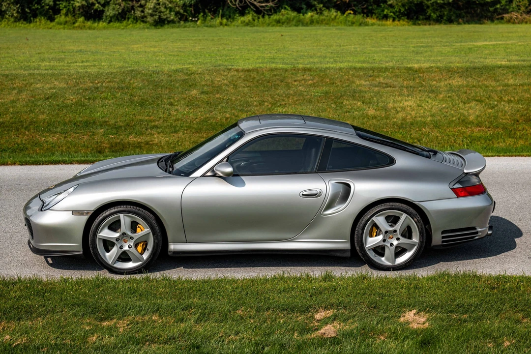 2005 Porsche 996 Turbo - Image 9 of 31