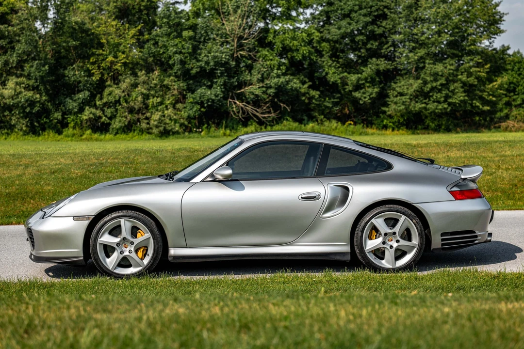 2005 Porsche 996 Turbo - Image 8 of 31