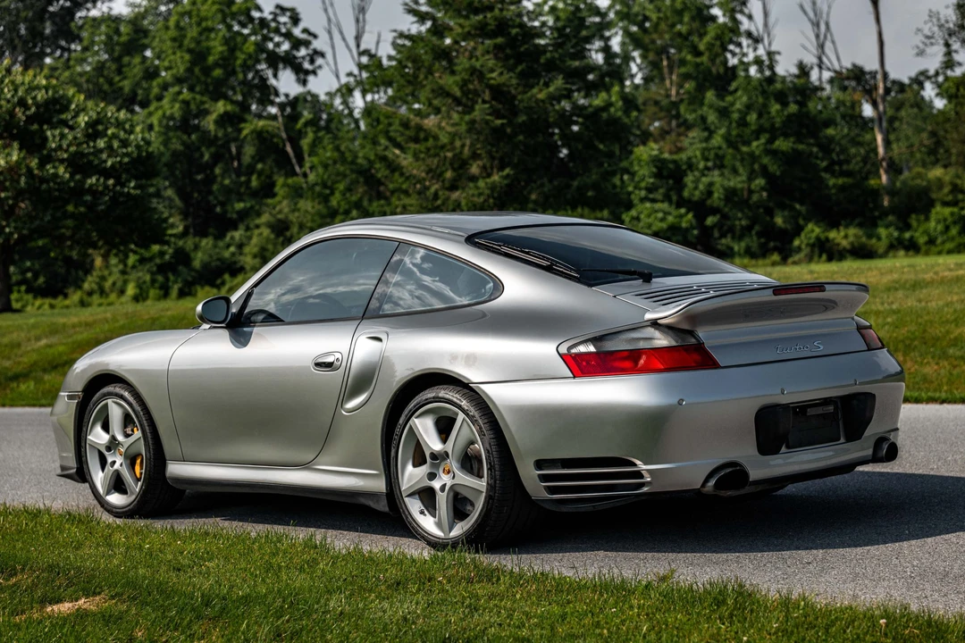 2005 Porsche 996 Turbo - Image 16 of 31