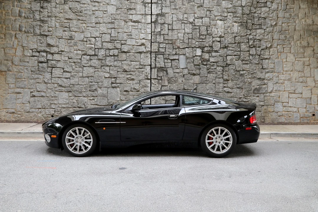 2006 Aston Martin Vanquish 1st Gen - Image 9 of 31