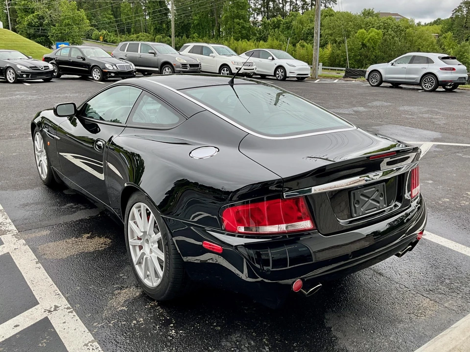 2006 Aston Martin Vanquish 1st Gen - Image 21 of 31