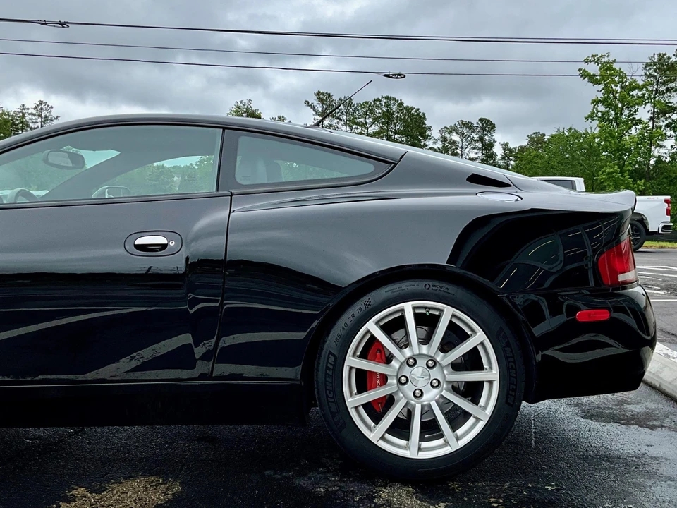 2006 Aston Martin Vanquish 1st Gen - Image 29 of 31