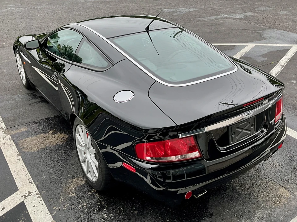 2006 Aston Martin Vanquish 1st Gen - Image 22 of 31
