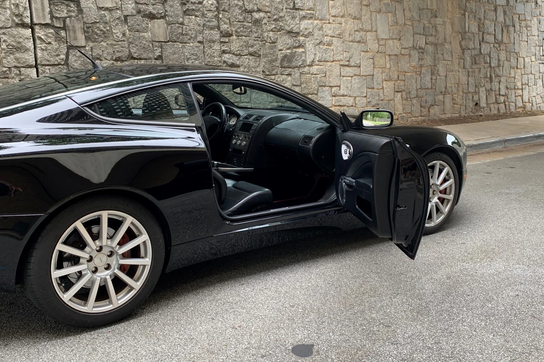 2006 Aston Martin Vanquish 1st Gen - Image 21 of 31