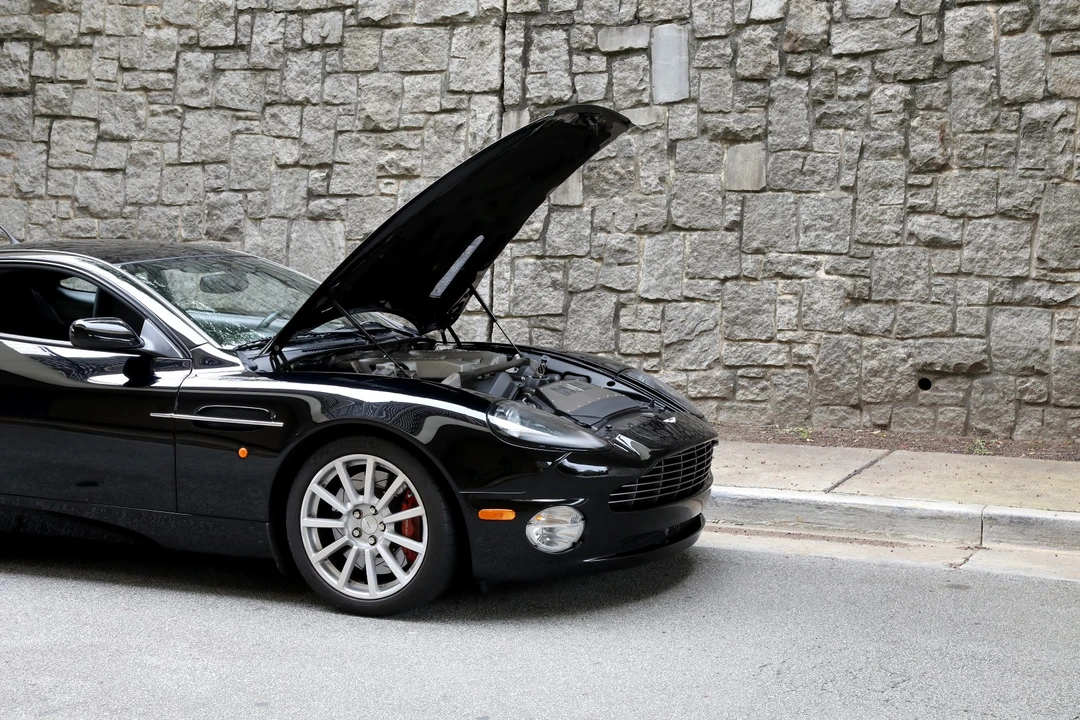 2006 Aston Martin Vanquish 1st Gen - Image 18 of 31