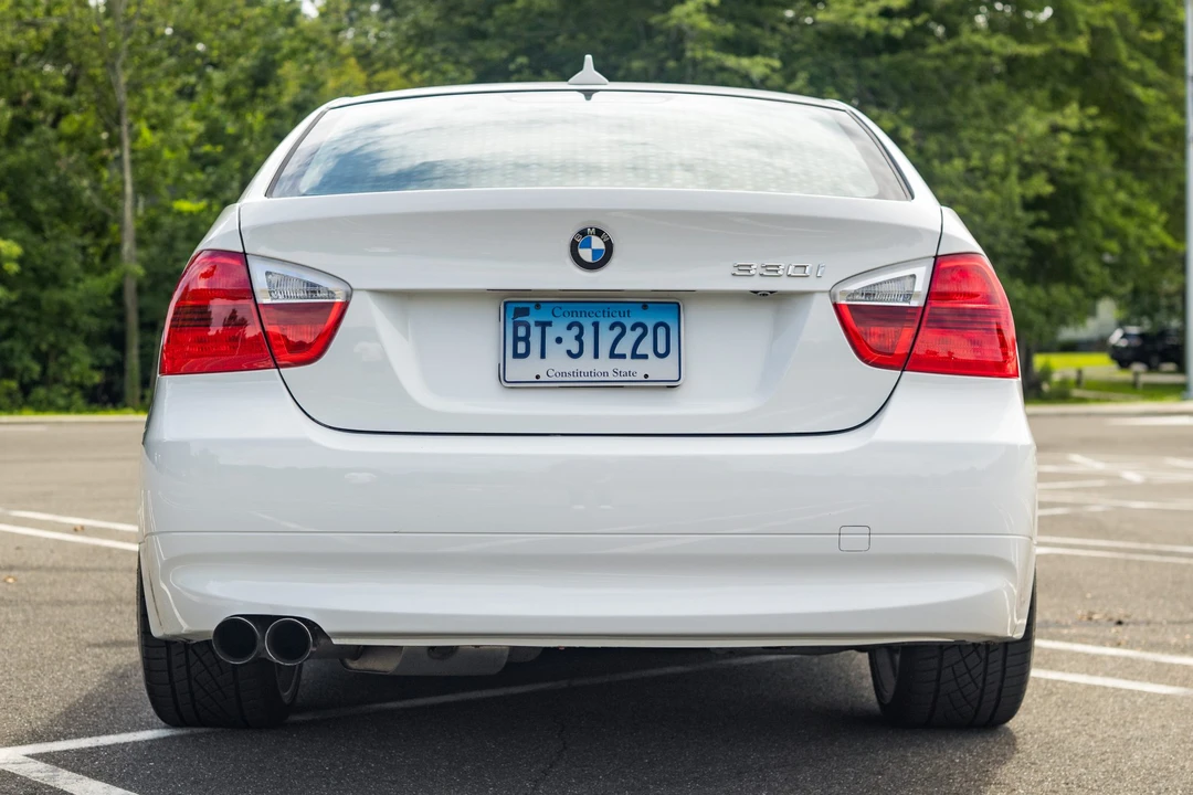 2006 BMW E90 3 Series Sedan - Image 9 of 31