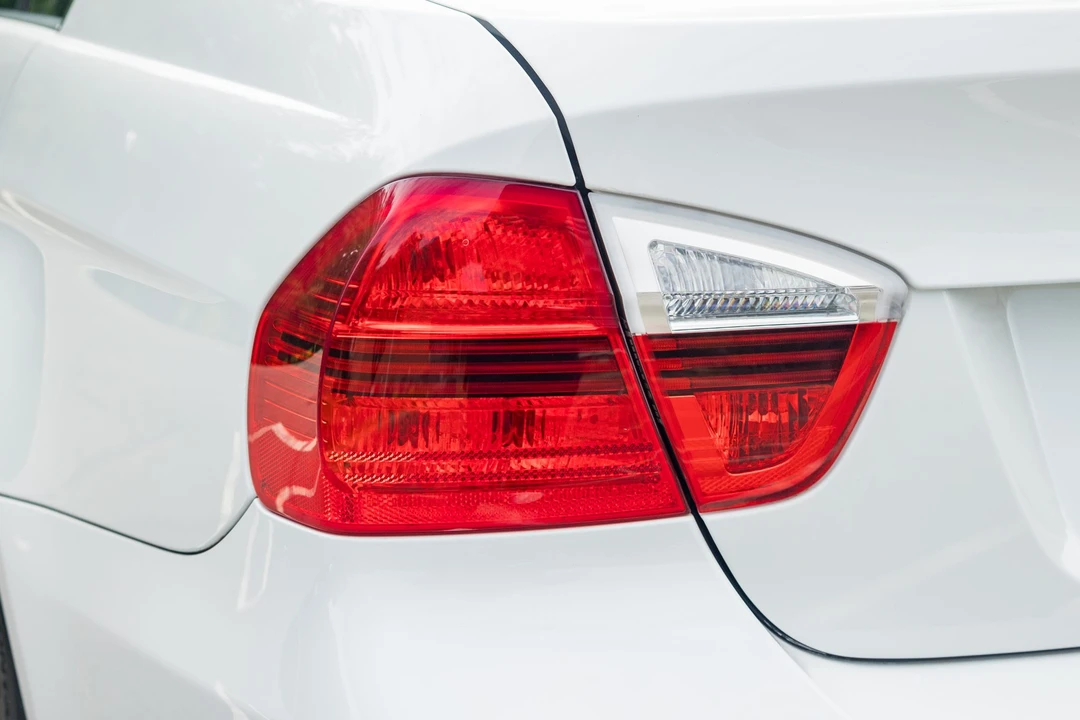 2006 BMW E90 3 Series Sedan - Image 22 of 31