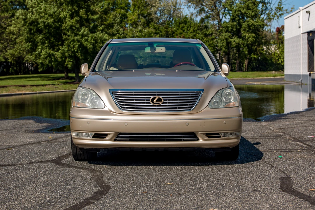 2006 Lexus LS 3rd Gen - Image 24 of 31