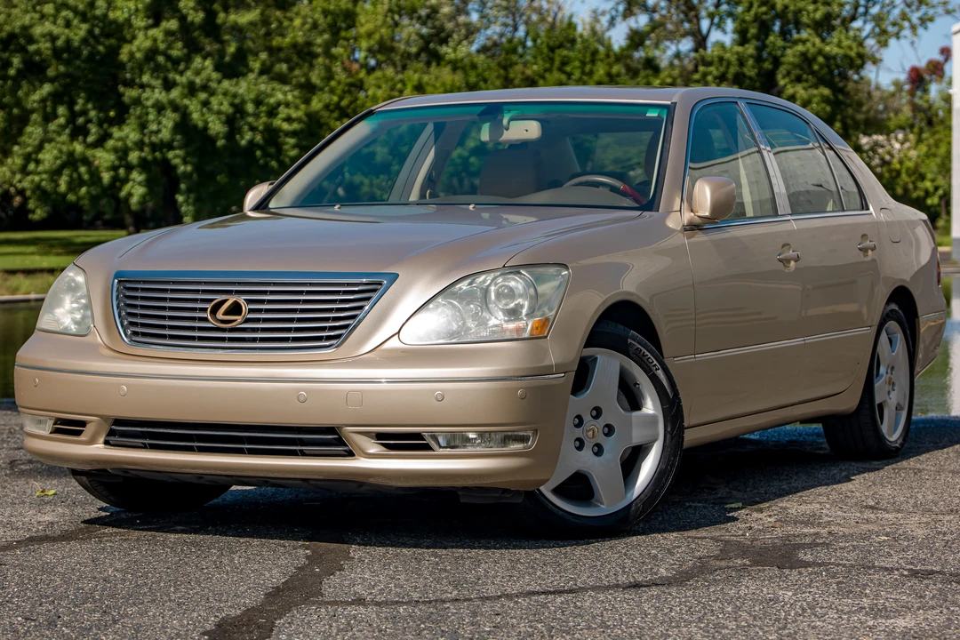 2006 Lexus LS 3rd Gen - Image 5 of 31