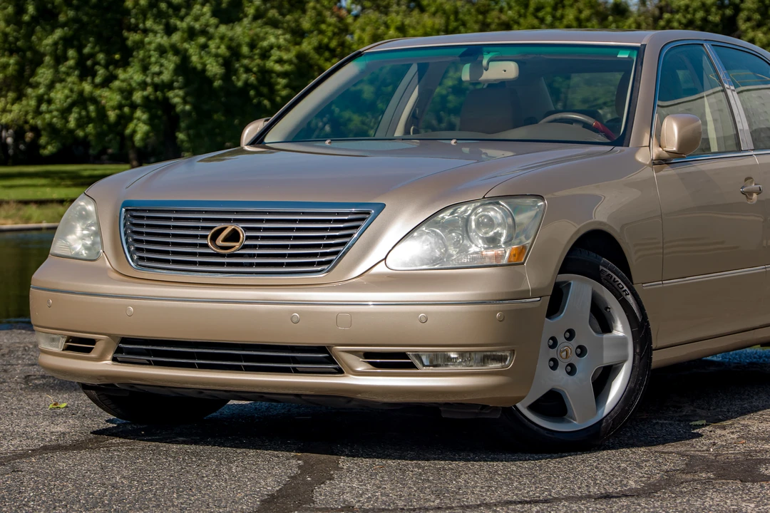 2006 Lexus LS 3rd Gen - Image 28 of 31