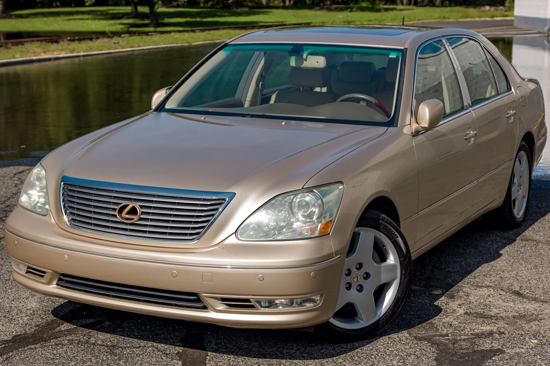 2006 Lexus LS 3rd Gen - Image 6 of 31