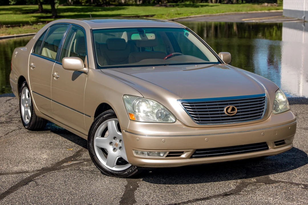2006 Lexus LS 3rd Gen - Image 23 of 31
