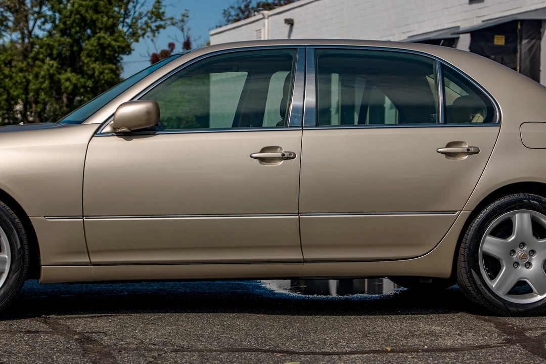 2006 Lexus LS 3rd Gen - Image 30 of 31