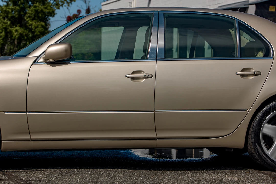 2006 Lexus LS 3rd Gen - Image 31 of 31