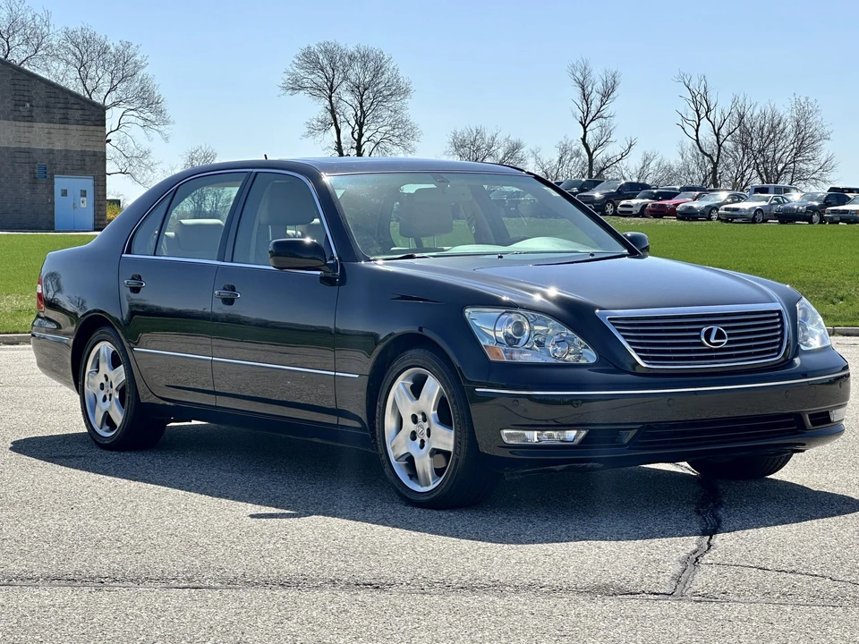 2006 Lexus LS 3rd Gen - Image 17 of 31
