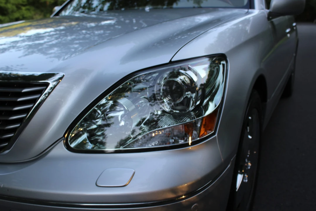 2006 Lexus LS 3rd Gen - Image 28 of 31