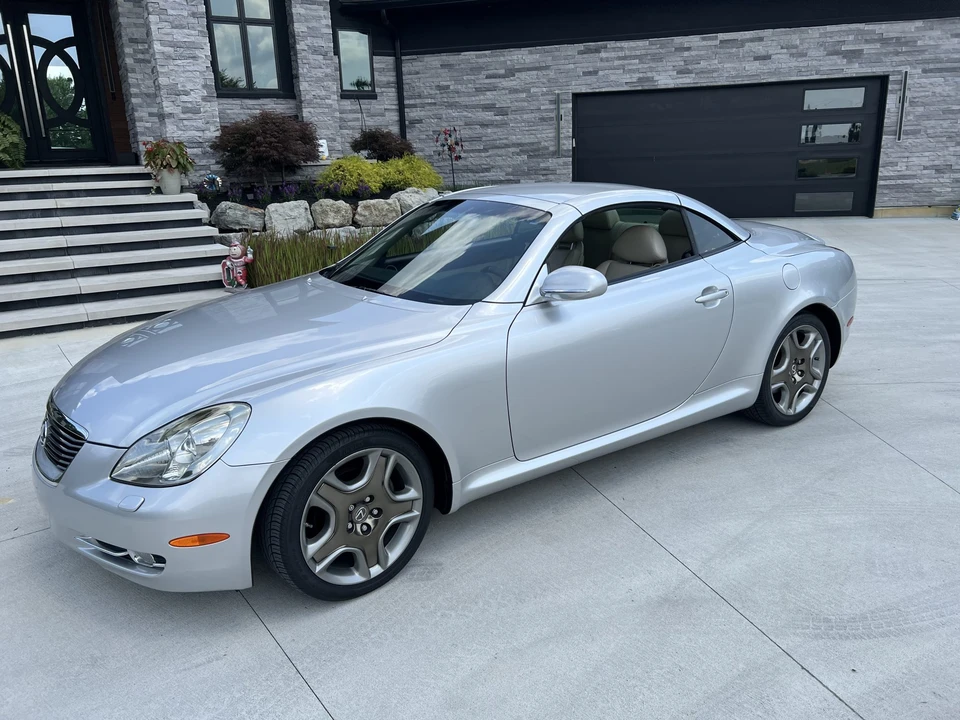 2006 Lexus SC430 - Image 2 of 31