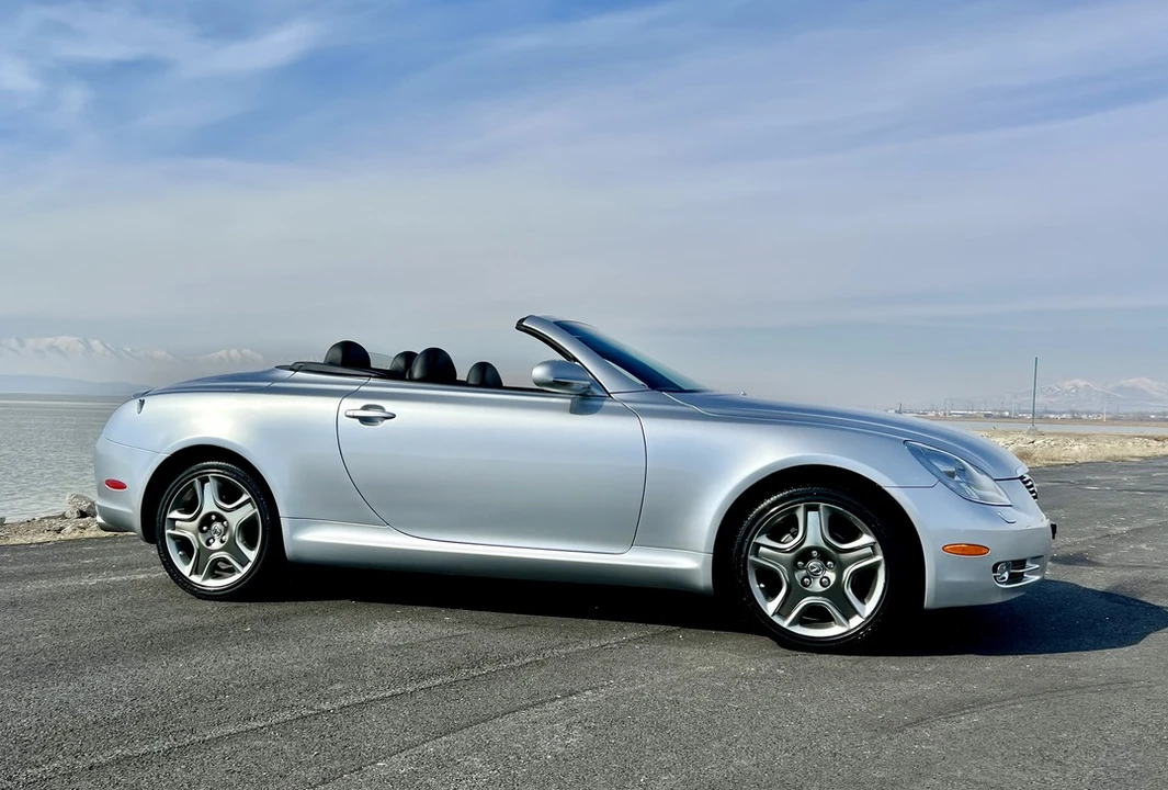 2006 Lexus SC430 - Image 18 of 31