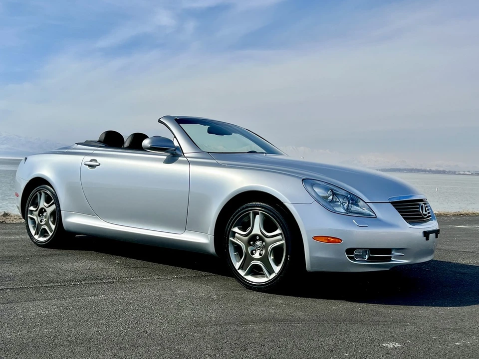 2006 Lexus SC430 - Image 3 of 31