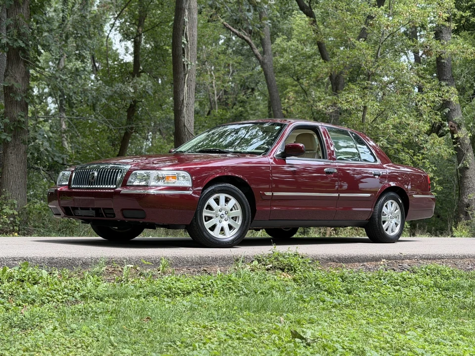 2006 Mercury Grand Marquis - Image 9 of 31