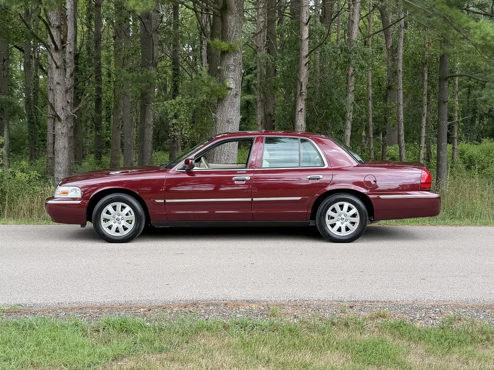 2006 Mercury Grand Marquis - Image 19 of 31