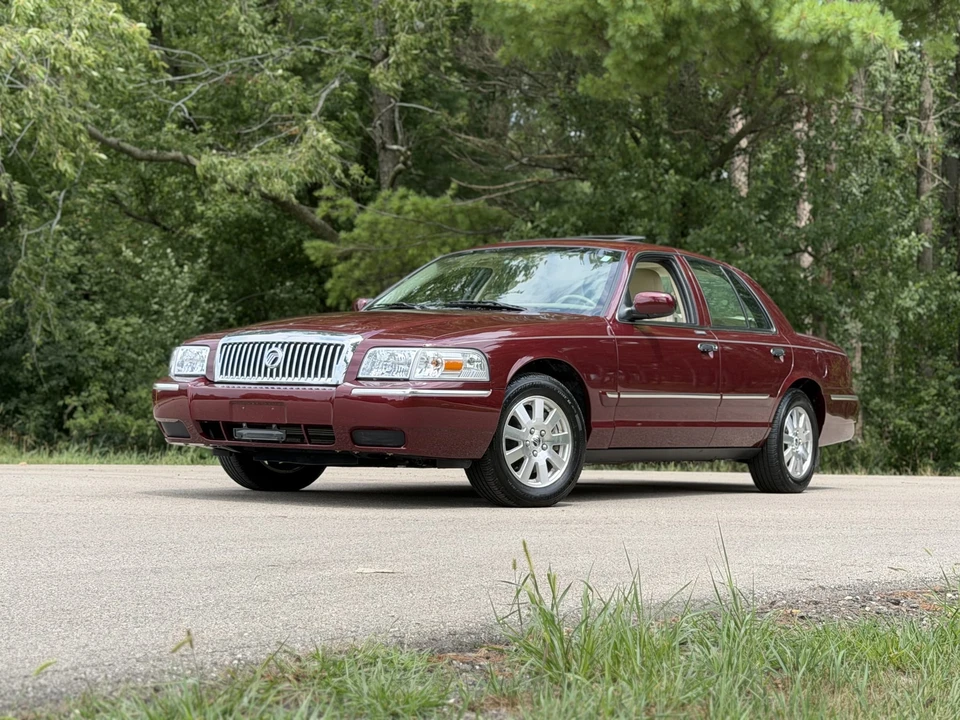 2006 Mercury Grand Marquis - Image 3 of 31