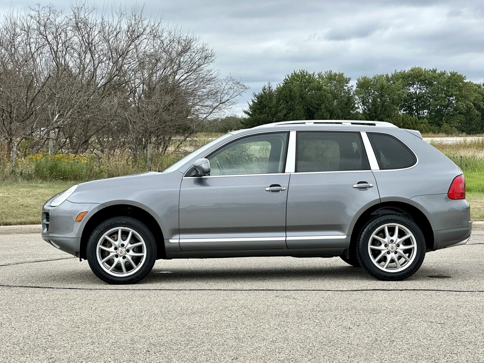 2006 Porsche 955/957 Cayenne S - Image 9 of 31