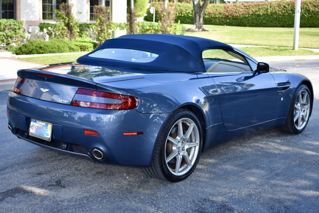 2007 Aston Martin V8 Vantage (2006-2017) - Image 25 of 31
