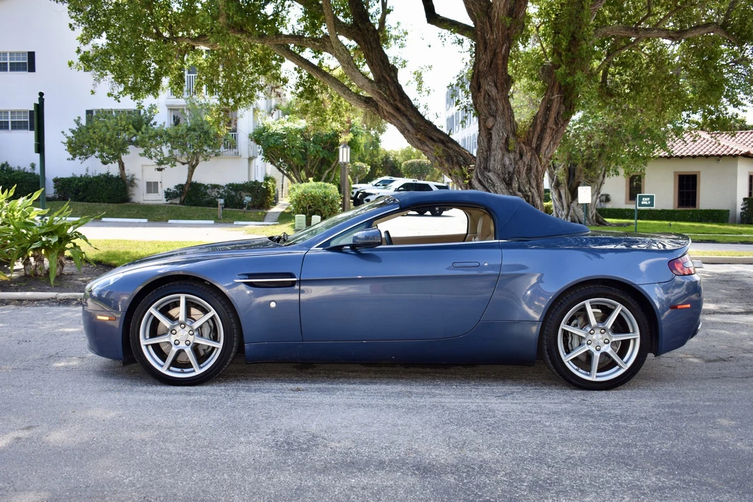 2007 Aston Martin V8 Vantage (2006-2017) - Image 29 of 31