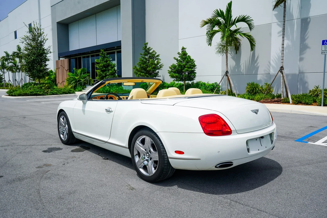 2007 Bentley Continental GTC - Image 17 of 31
