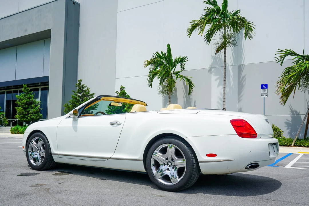 2007 Bentley Continental GTC - Image 16 of 31