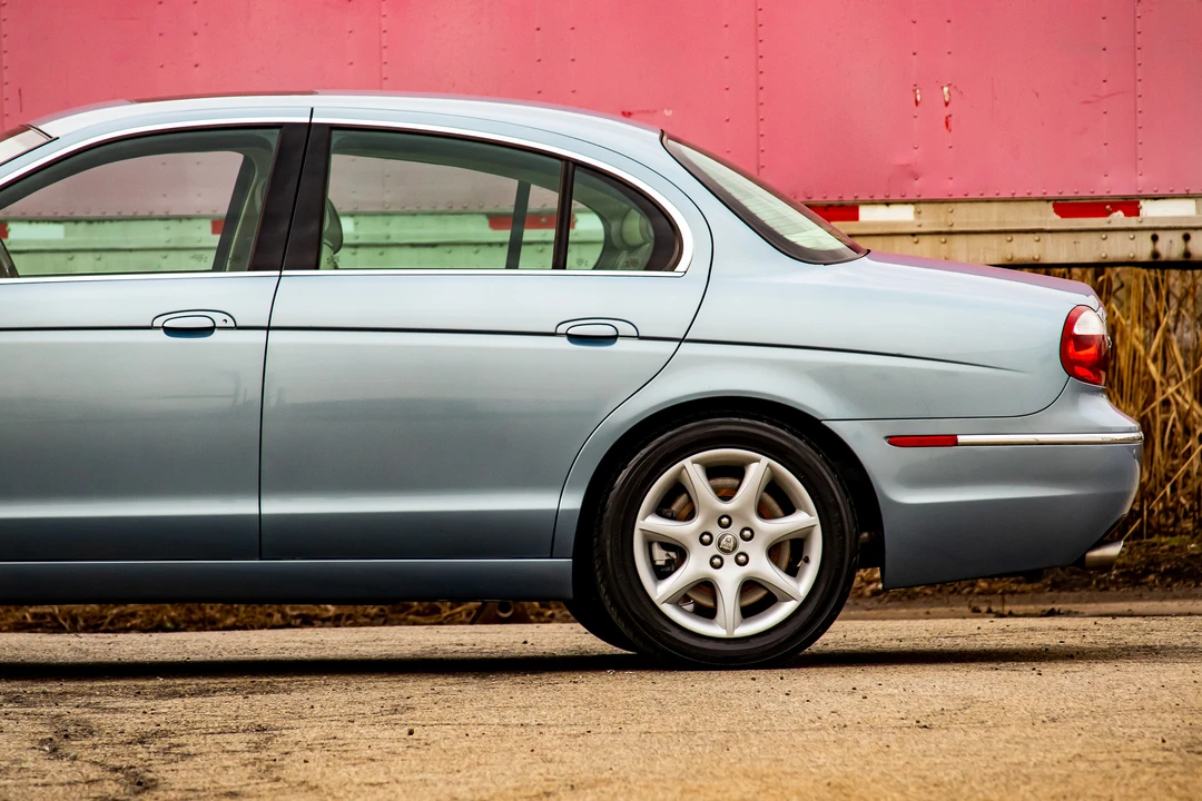 2007 Jaguar S-Type 2nd Gen - Image 21 of 31