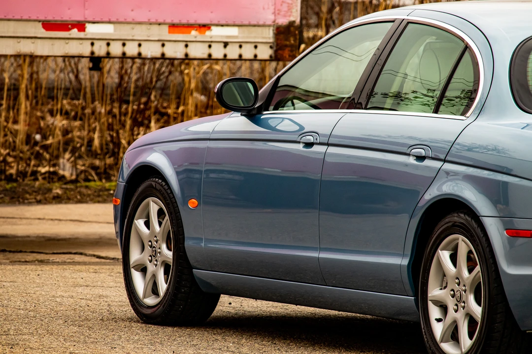 2007 Jaguar S-Type 2nd Gen - Image 26 of 31