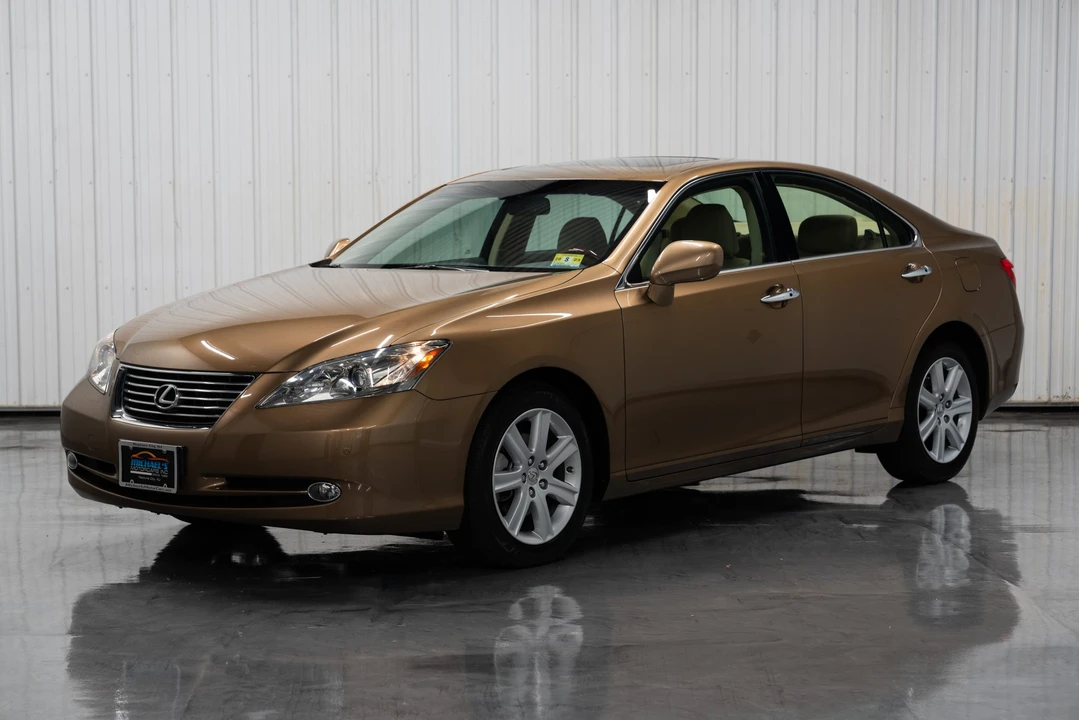 2007 Lexus ES 5th Gen - Image 4 of 31