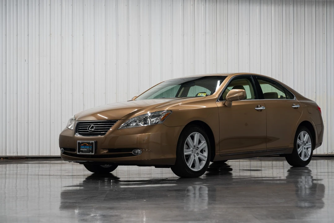 2007 Lexus ES 5th Gen - Image 5 of 31