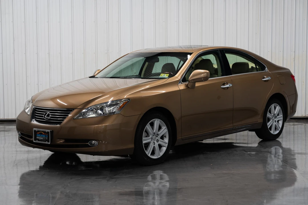 2007 Lexus ES 5th Gen - Image 3 of 31