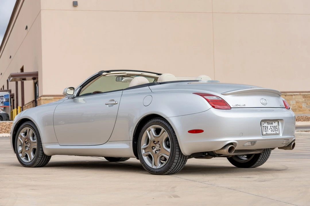 2007 Lexus SC430 - Image 7 of 31