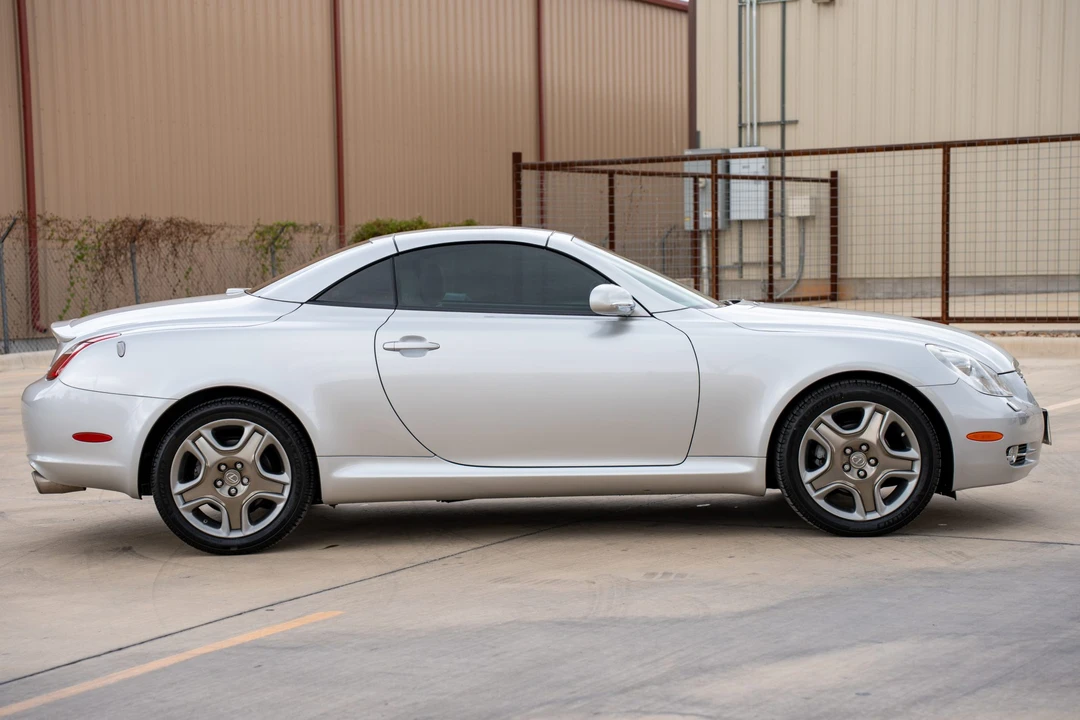 2007 Lexus SC430 - Image 11 of 31