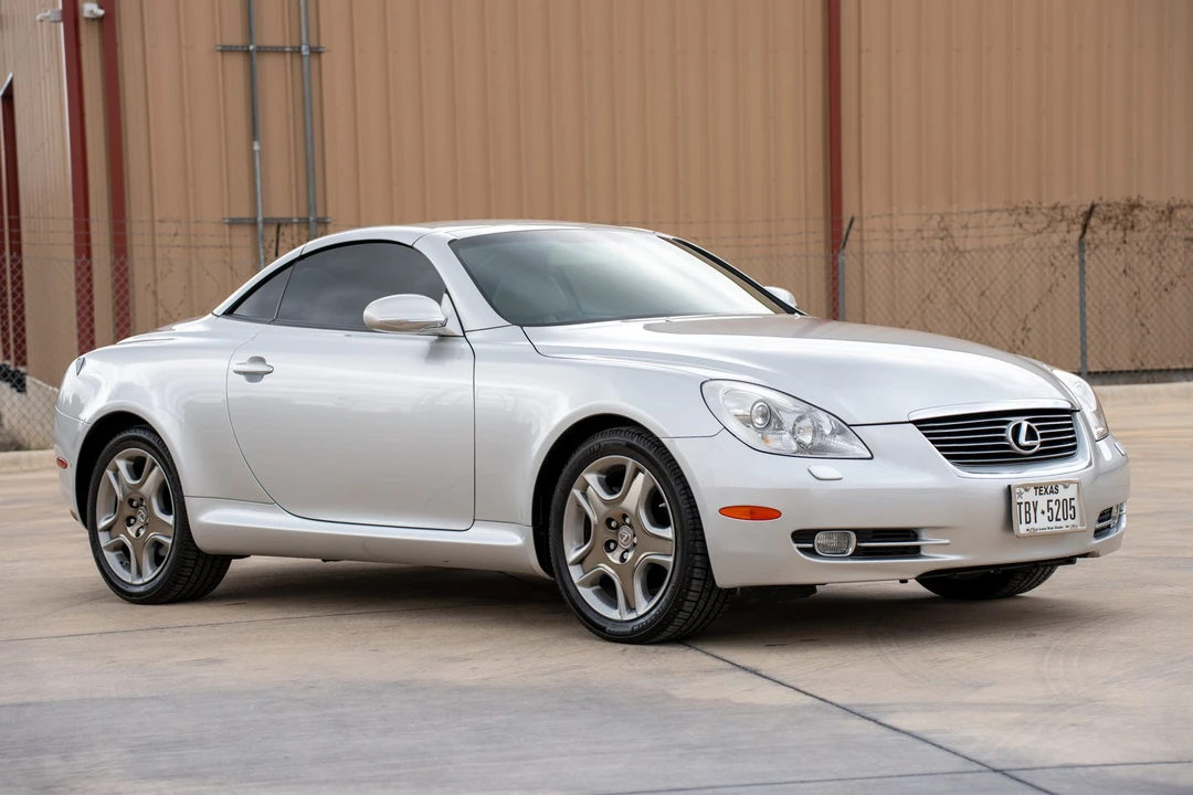2007 Lexus SC430 - Image 10 of 31