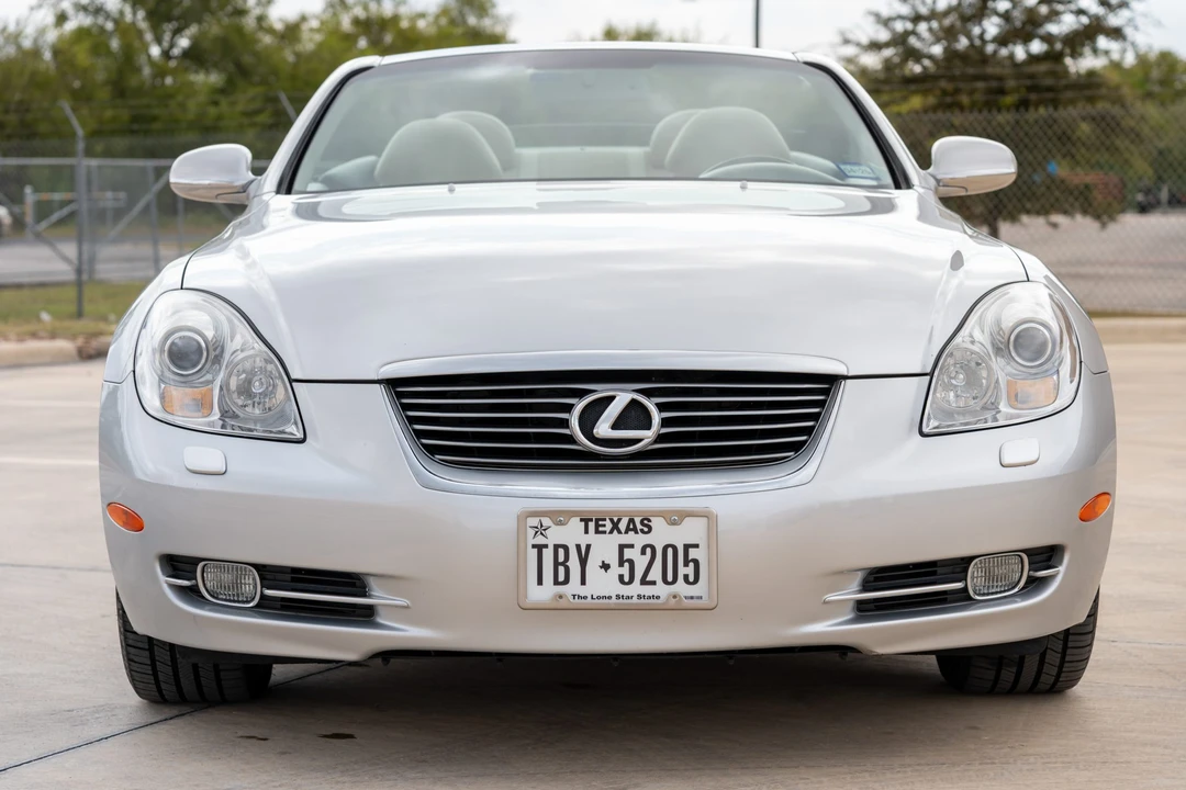 2007 Lexus SC430 - Image 2 of 31