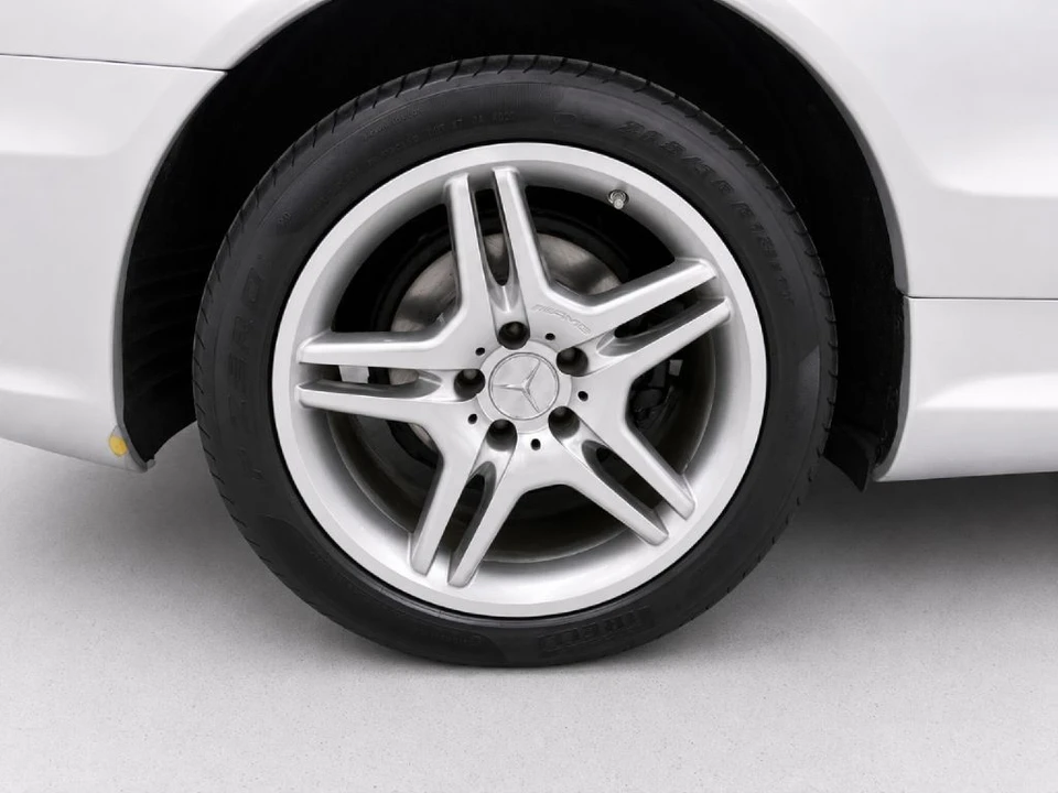 2007 Mercedes-Benz R230 SL-Class - Image 16 of 31