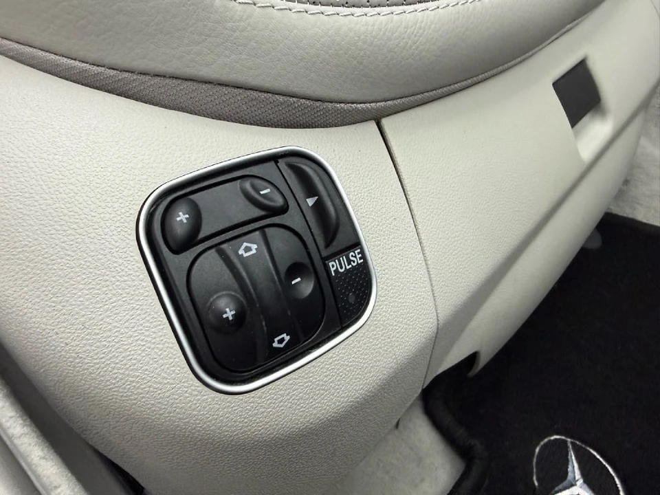2007 Mercedes-Benz R230 SL-Class - Image 24 of 31