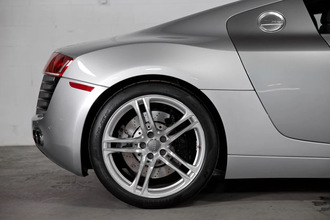 2008 Audi 42 R8 - Image 9 of 31