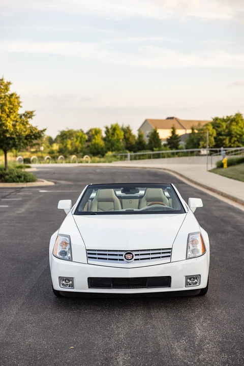 2008 Cadillac XLR - Image 11 of 31