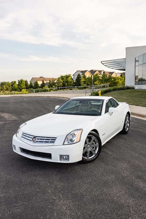 2008 Cadillac XLR - Image 28 of 31