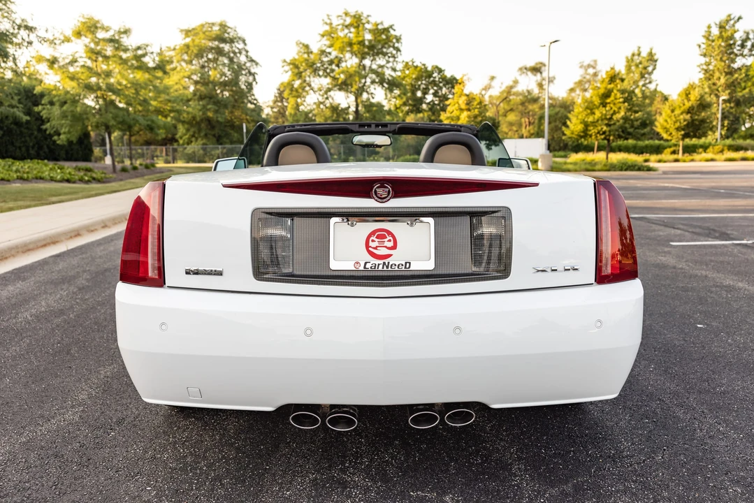 2008 Cadillac XLR - Image 16 of 31
